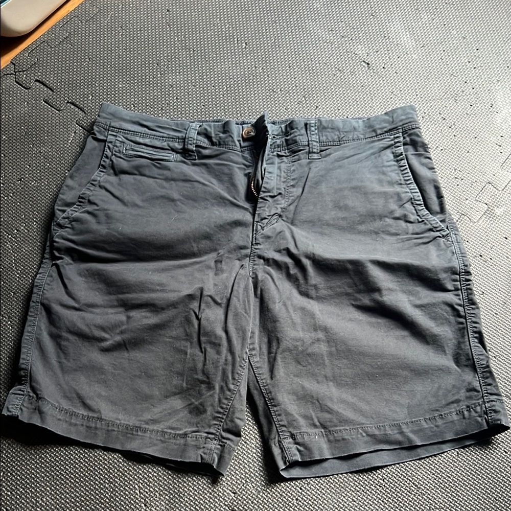 AE Men's Black Casual Shorts